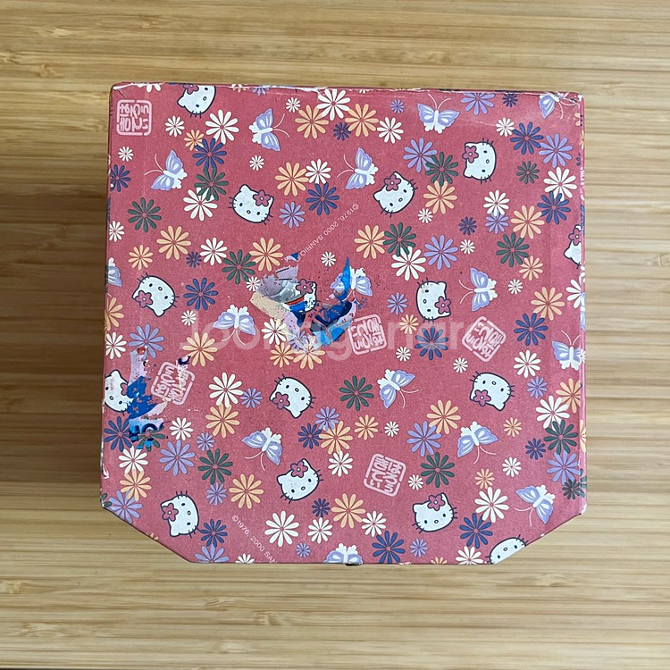 고전 키티 서랍장--2