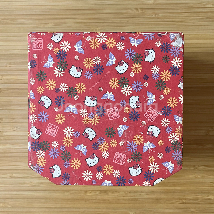 고전 키티 서랍장--1