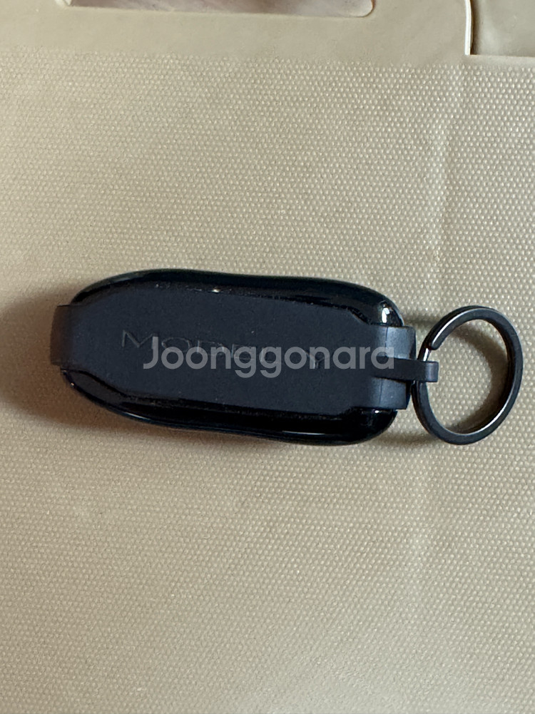 테슬라 키팝 팔아요--0