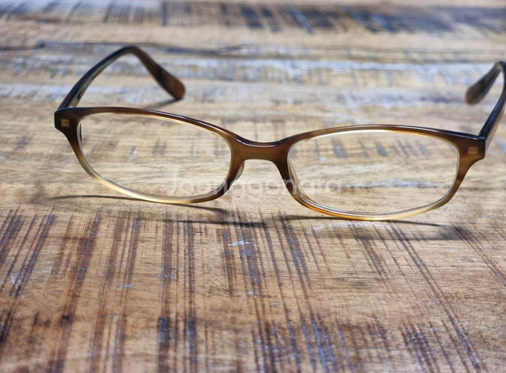 올리버 피플스 브라운(호박색) 뿔테 안경--0