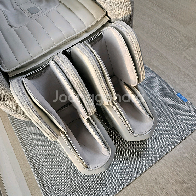 바디프랜드 카르나로보 안마의자--1