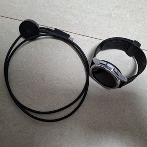 갤럭시워치6 클래식 43mm 팝니다