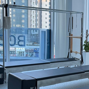 유니버셜 클래식 필라테스 캐포머