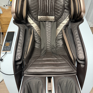 바디프랜드 팬텀 로보 안마의자