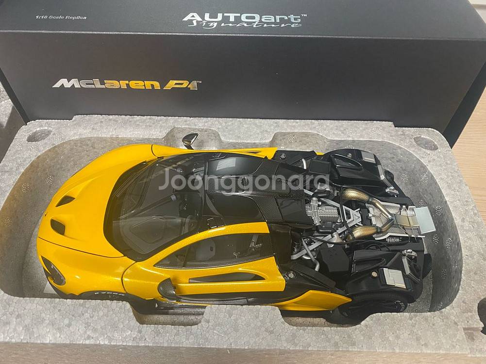 1:18 오토아트 맥라렌 P1 (Autoart Mclaren P1)VOLCANO YELLOW--0