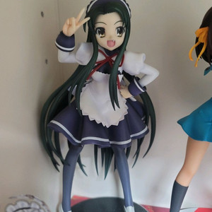 스즈미야 하루히의 우울 1/8 알터 츠루야 피규어