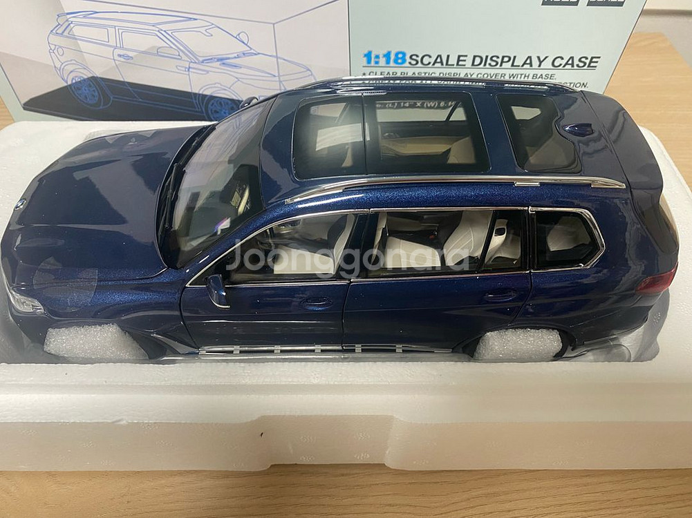 1:18 Kyosho BMW X7 Phytonic Blue (아크릴케이스 포함)--0