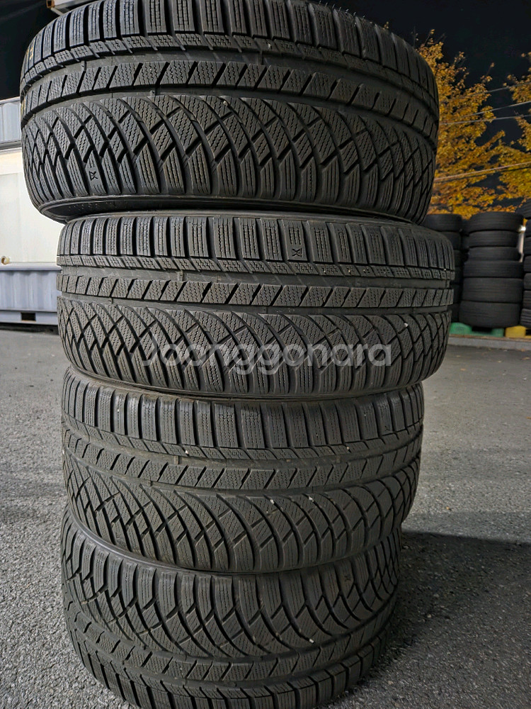 금호윈터타이어 245 45 19 275 40 19 한대분--1