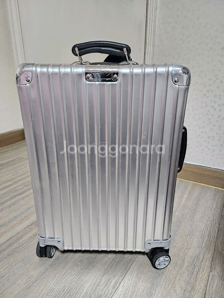 리모와 클래식 케빈 S 캐리어--1