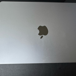 맥북 에어 M3 13인치 16GB/256GB