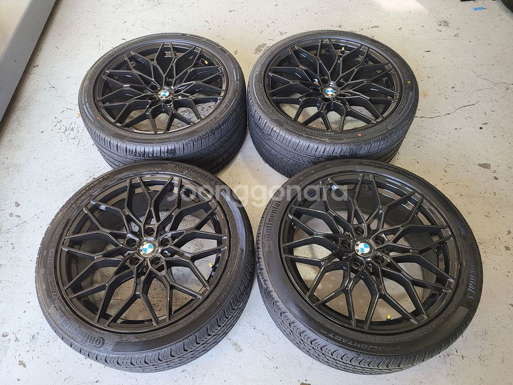 BMW G30 5시리즈용 M컴페티션 스타일 19인치휠타이어 한대분--1