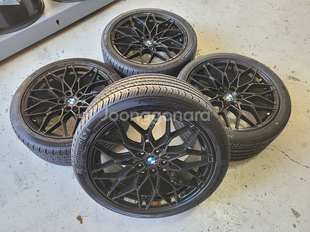 BMW G30 5시리즈용 M컴페티션 스타일 19인치휠타이어 한대분--5