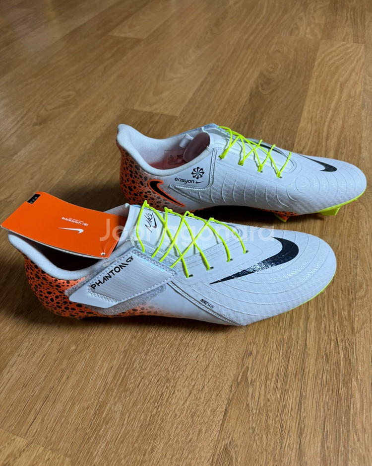 [270] 나이키 팬텀 GX2 아카데미 FG MG 이지온 일렉트릭 축구화--7