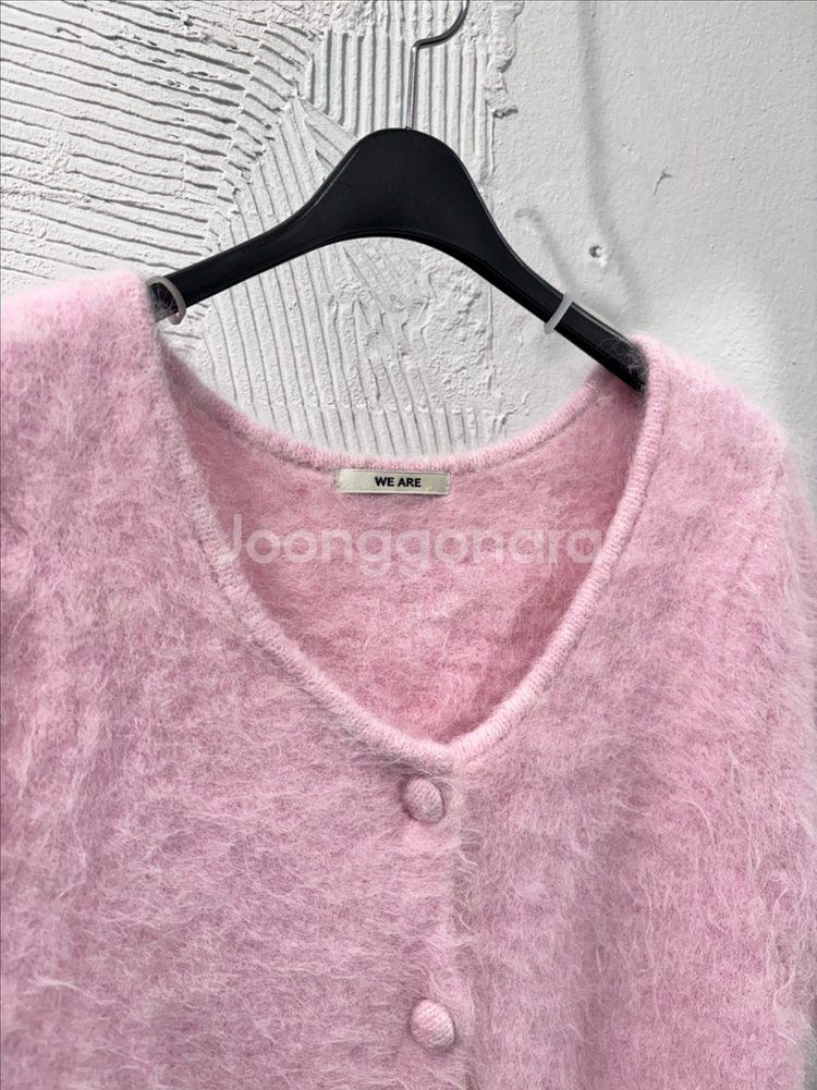 위아 핑크 캔디알파카 반팔니트가디건--1