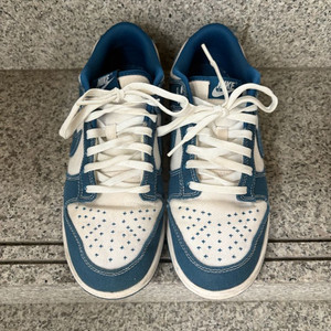 나이키 덩크 로우 레트로 SE 인더스트리얼 블루(275)