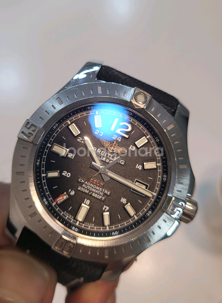 브라이틀링 콜트 크로노미터 오토매틱--0