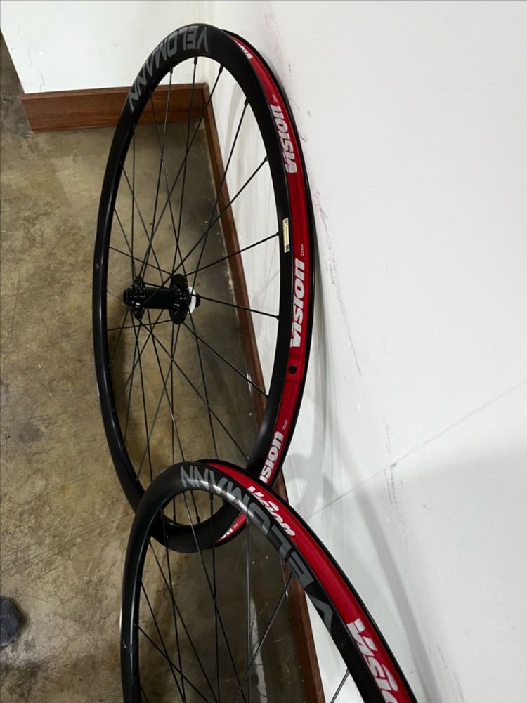 Velomann v30r 디스크 휠셋 (비앙키 완차 탈거 미사용 제품)--1