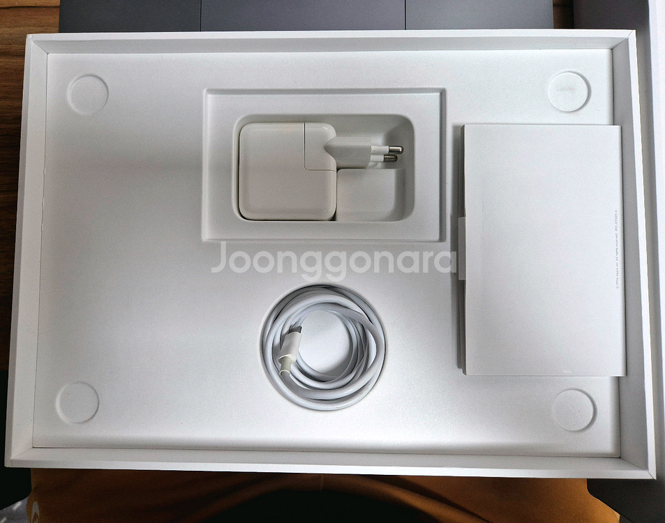 맥북에어 M1 8GB/256GB--6