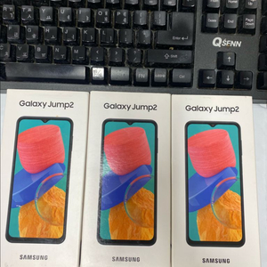 개봉만후 미사용 새제품 풀박스 갤럭시점프2 선물용 128GB