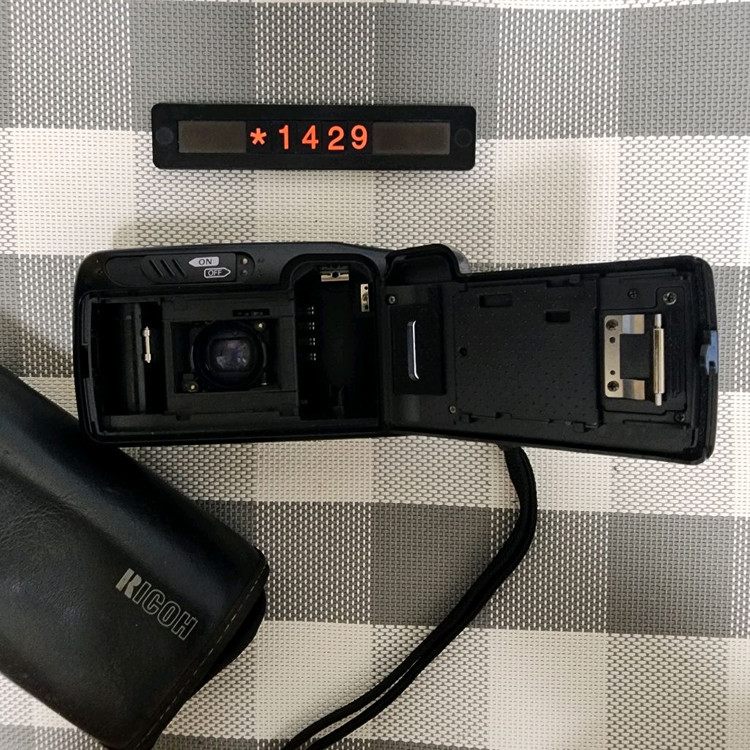 신도리코 SR-10D AF 줌 미니 필름카메라 파우치포함 이미지