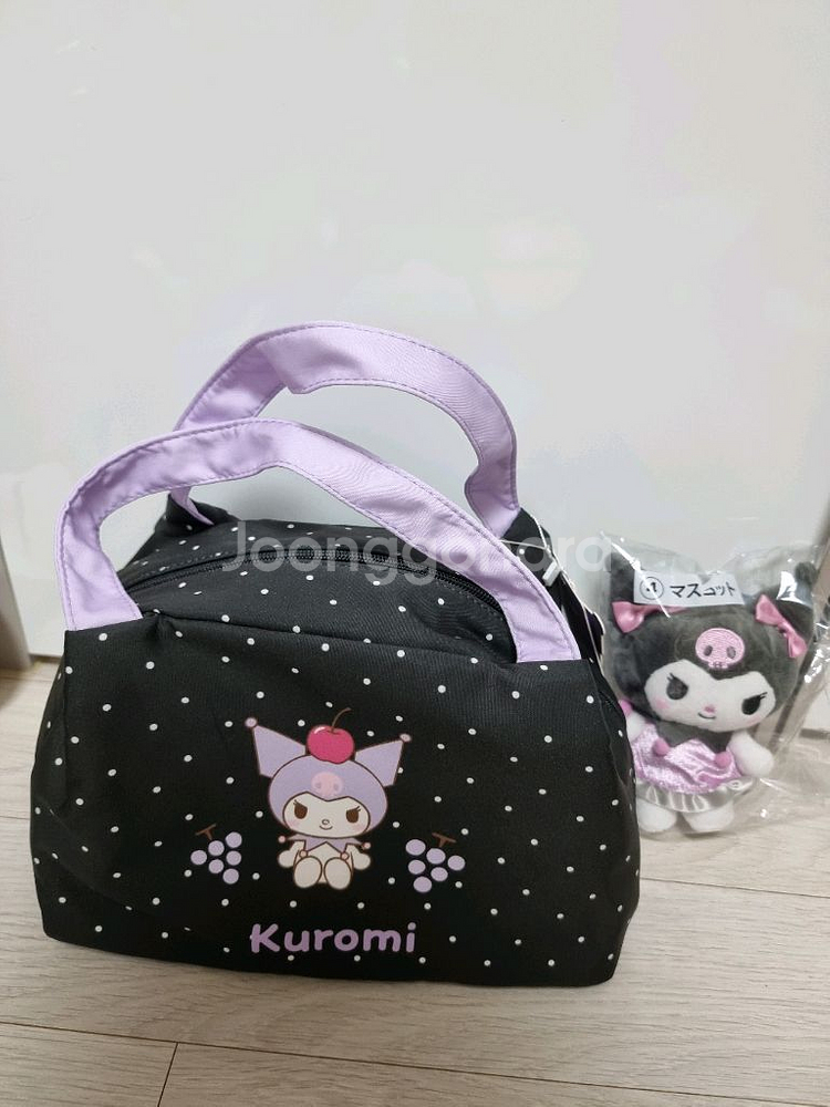쿠로미 보냉백+쿠지 키링 인형 산리오--0