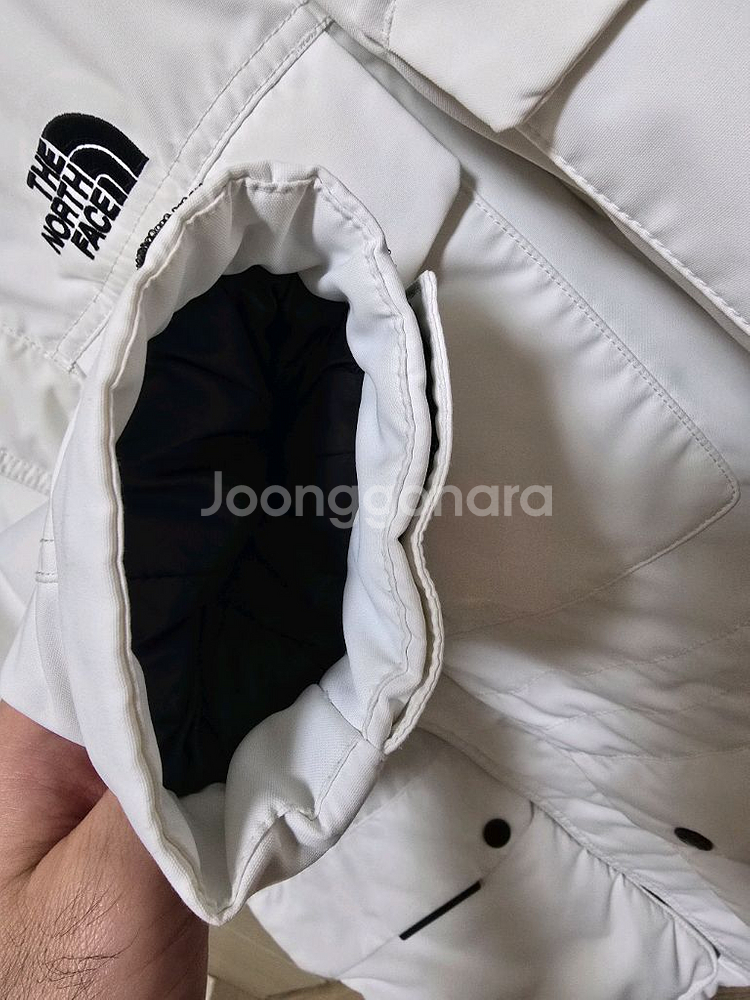 크린토피아 세탁 완료 노스페이스 남녀 공용 맥머도 에어 2 구스 흰색 파카 NJ1DI52D 팝니다.--3