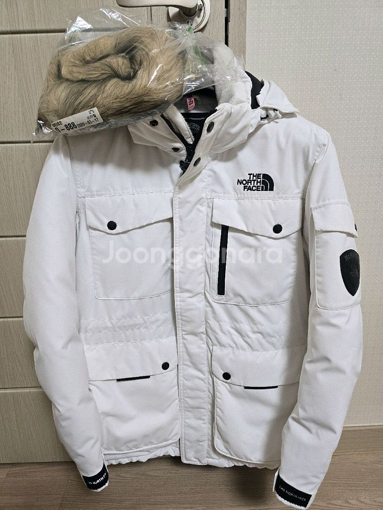 크린토피아 세탁 완료 노스페이스 남녀 공용 맥머도 에어 2 구스 흰색 파카 NJ1DI52D 팝니다.--1