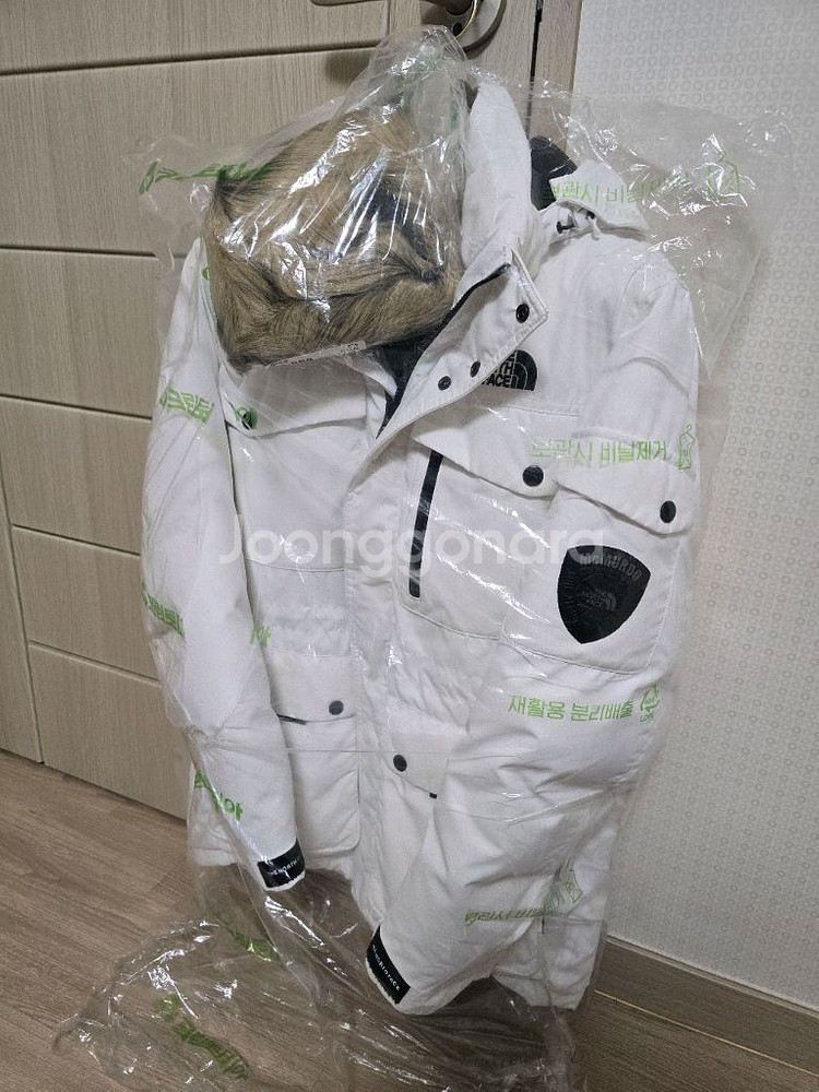 크린토피아 세탁 완료 노스페이스 남녀 공용 맥머도 에어 2 구스 흰색 파카 NJ1DI52D 팝니다.--8