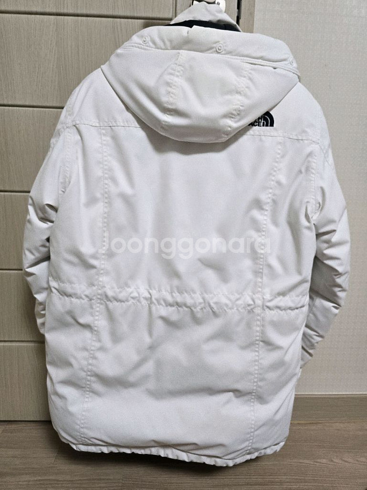 크린토피아 세탁 완료 노스페이스 남녀 공용 맥머도 에어 2 구스 흰색 파카 NJ1DI52D 팝니다.--7