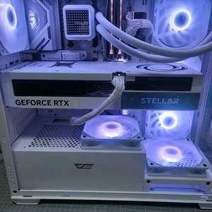 9800X3D rtx5080 화이트 고사양 컴퓨터 본체