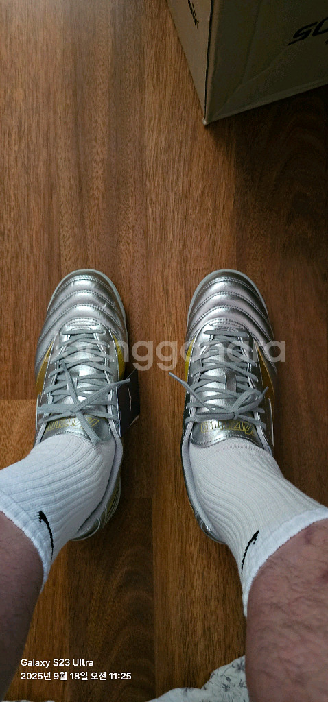 미즈노 축구화.풋살화.축구공 일괄--2