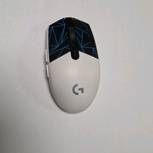 로지텍 G304 K/DA 게이밍 마우스