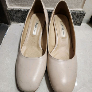 여자 크림베이지색 정장구두 250