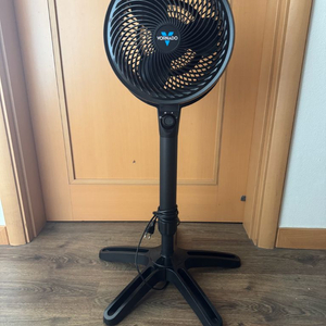 보네이도 스탠드형 중형 서큘레이터 블랙 683