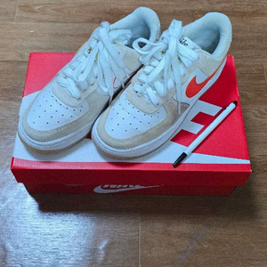 여.225-230) 나이키 여성 운동화, 나이키 에어포스1 07SE 우먼스