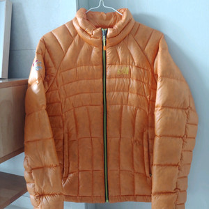 밀레 여성용 구스다운 경량패딩 95사이즈(반값택포8천원