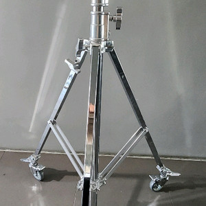 발렌스 valens 스탠드 2개 판매합니다.