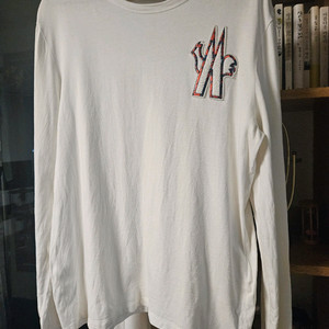 몽클레어 롱슬리브 티셔츠