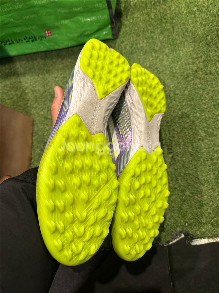 아디다스 F50 풋살화 보라/형광 LL 275 프로--2