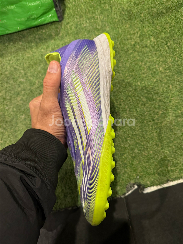 아디다스 F50 풋살화 보라/형광 LL 275 프로--1