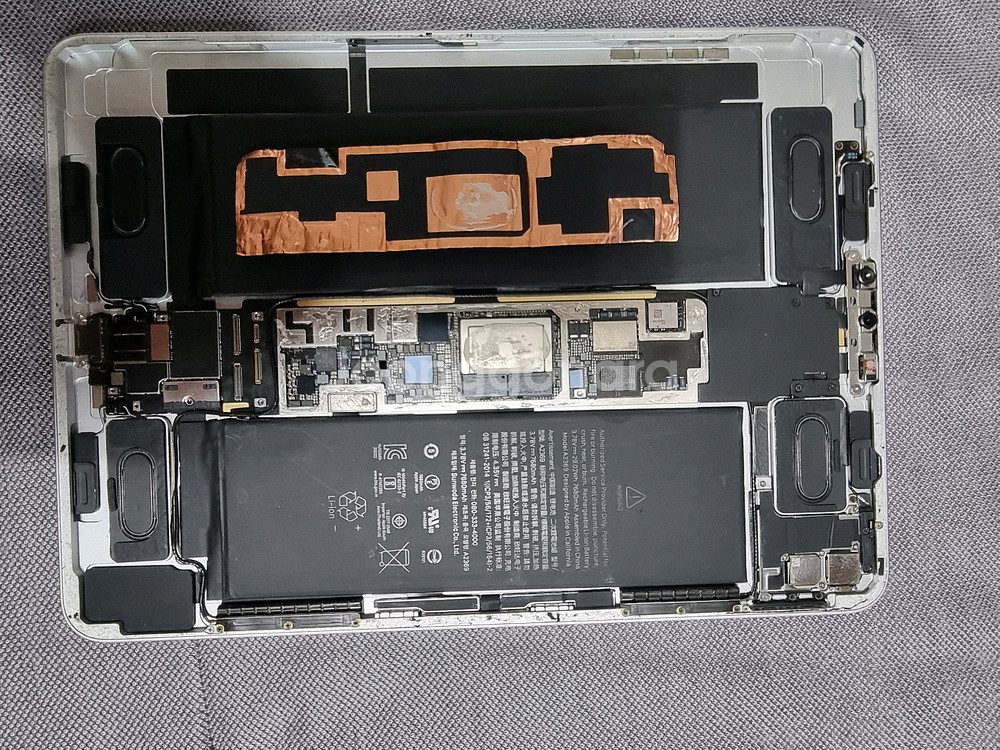 아이패드 프로 11 4세대 부품용--4