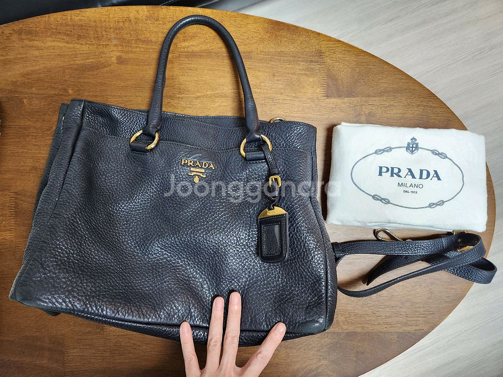 정품 프라다 레더 토트백--0
