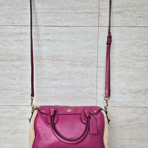 COACH new York 코치 딥핑크 양털 토트&크로스 백 -택포55000