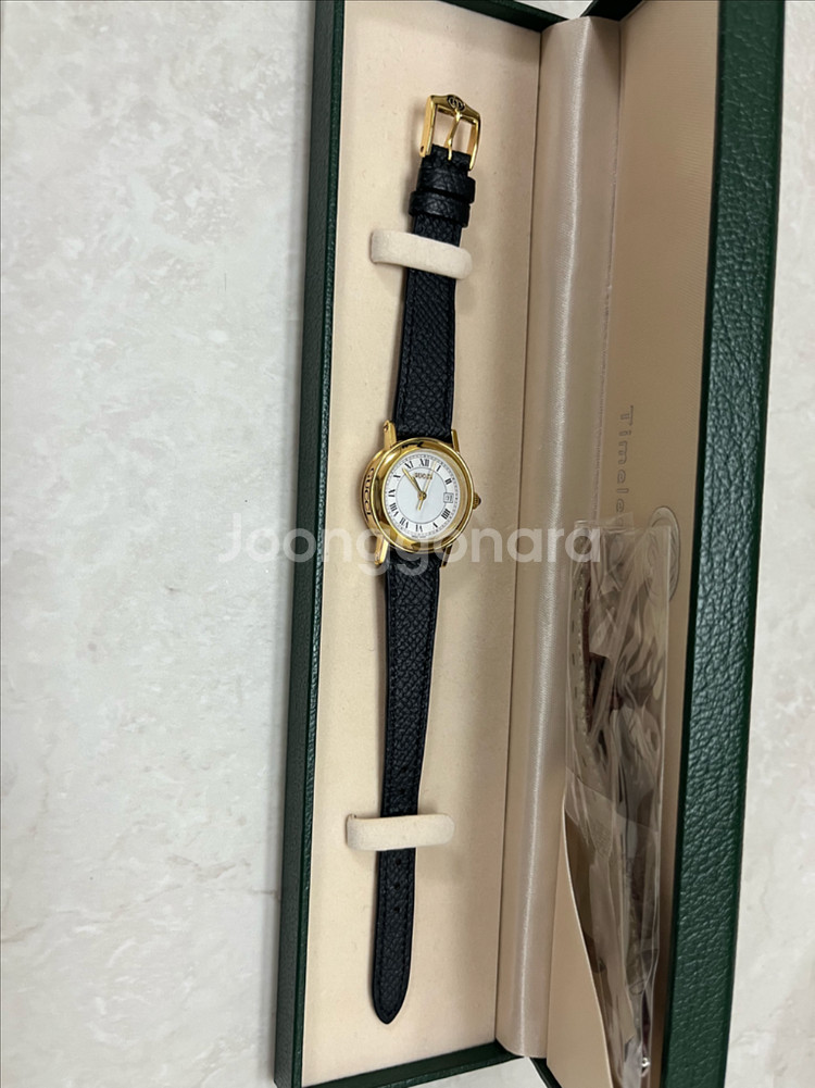 구찌 여성용 시계--7