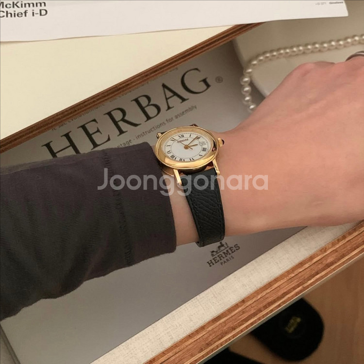 구찌 여성용 시계--6