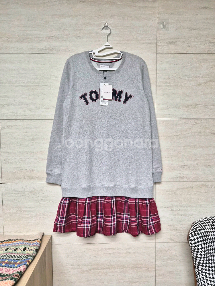 TOMMY HILFIGER 타미힐피거맨투맨원피스. 여아XL,성인55(새상품)-택포35000--0