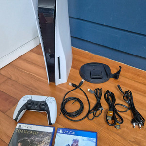 플스5 (ps5) 디스크 1118a + 게임 디스크 2장