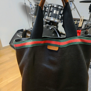 구찌 인터로킹 토트백