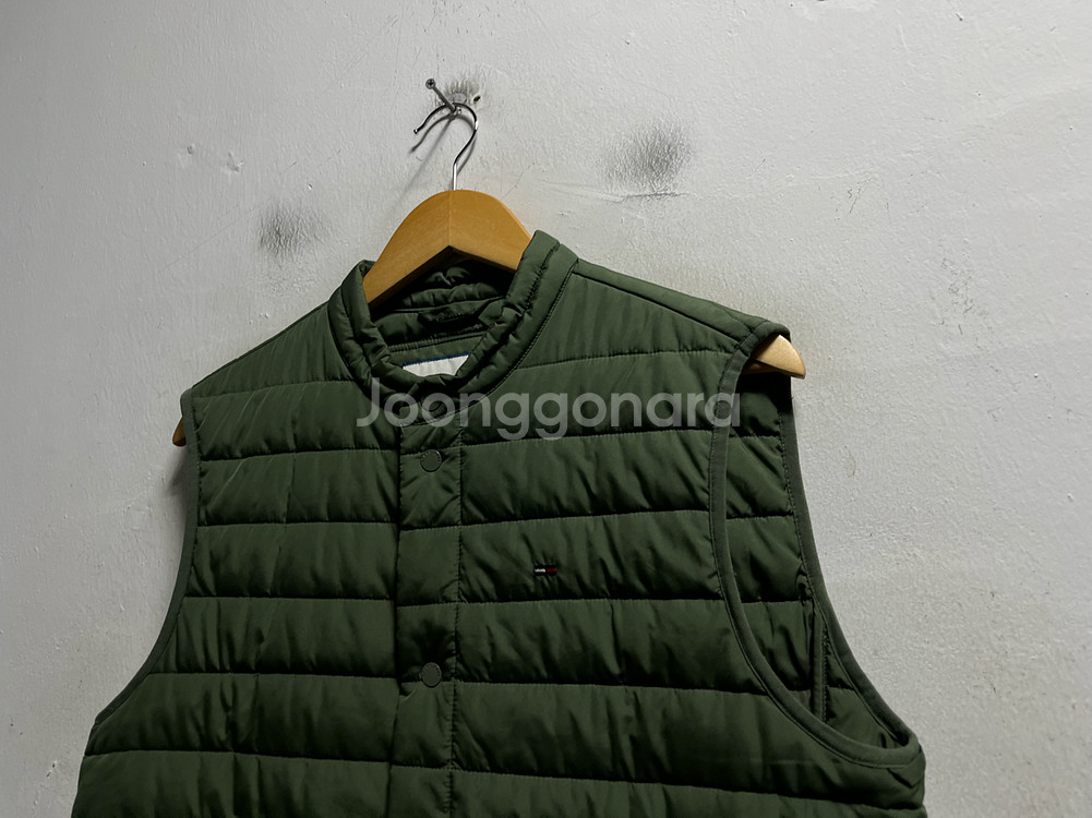 100 타미힐피거 경량패딩조끼--1