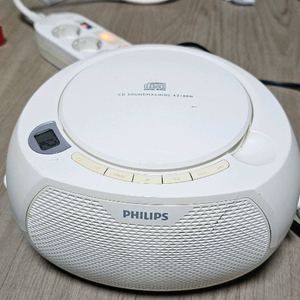 필립스 포터블 CD 라디오 플레이어